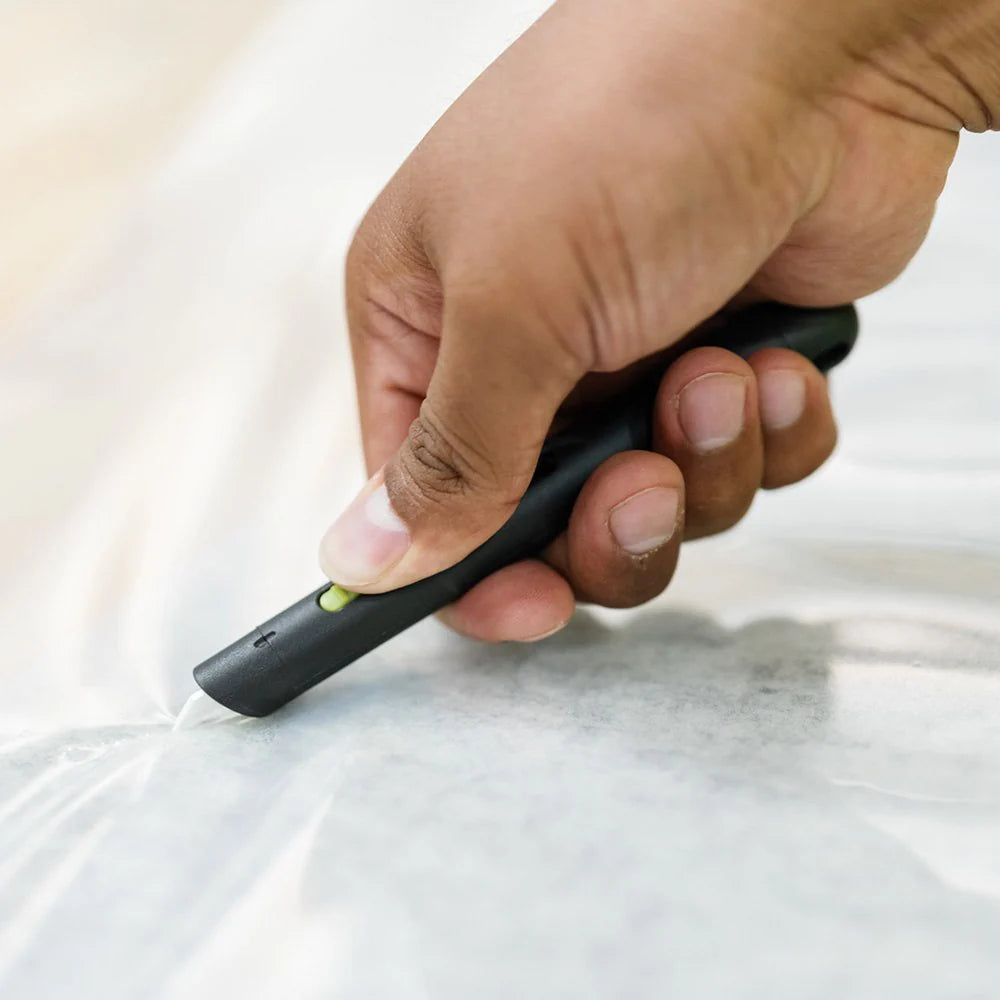 Slice Auto-Retractable Pen Cutter