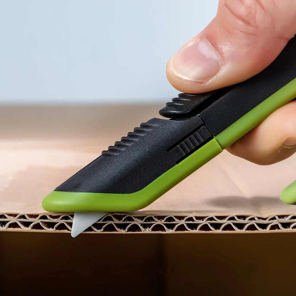 Slice Auto-Retract Box Cutter
