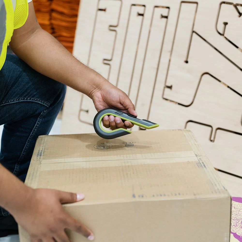 Slice Auto-Retract Box Cutter